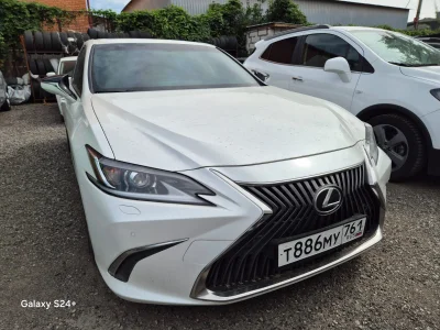 lexus ES250